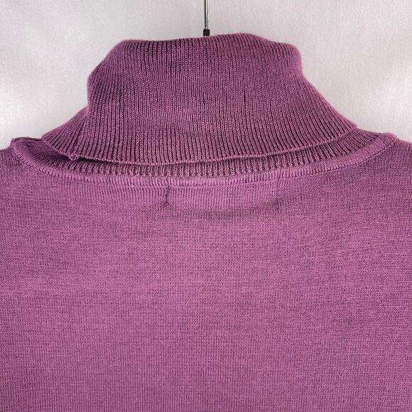 QED London Lace Turtleneck Cropped Sweater - Picture 5 of 12
